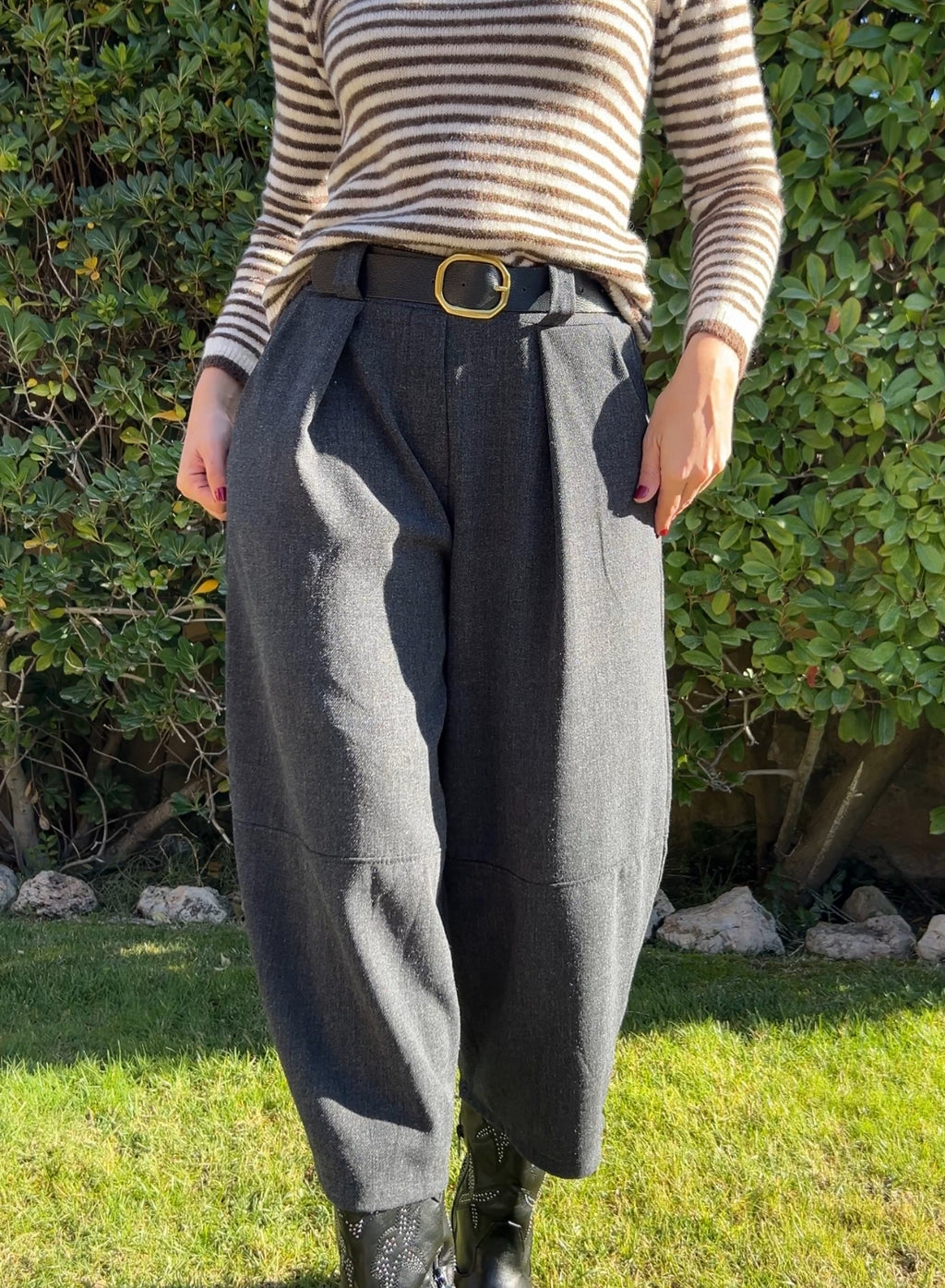 Pantalón globo gris