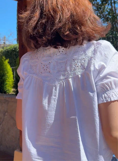 Blusa encaje blanco