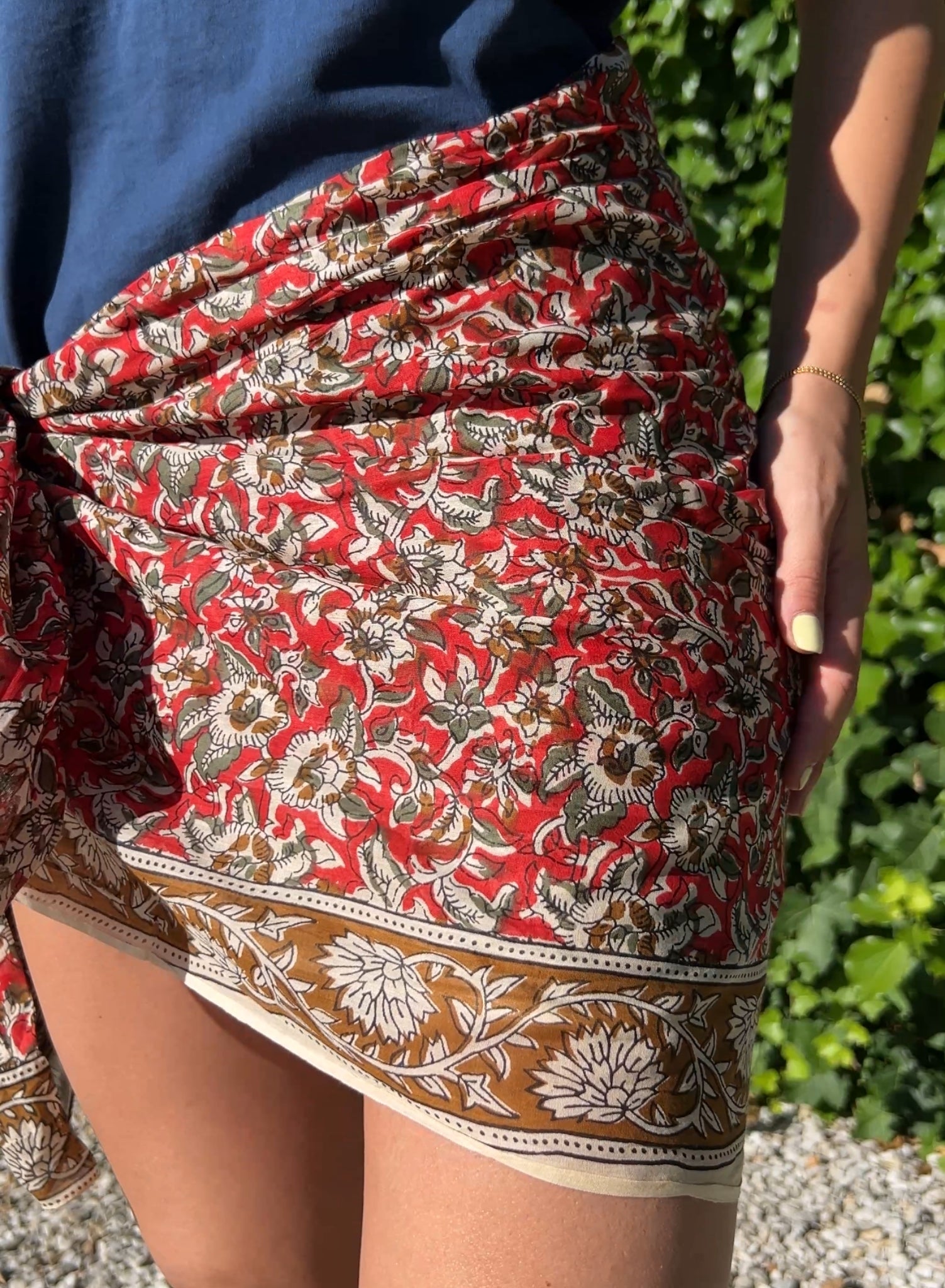 Pareo (available in various colors)