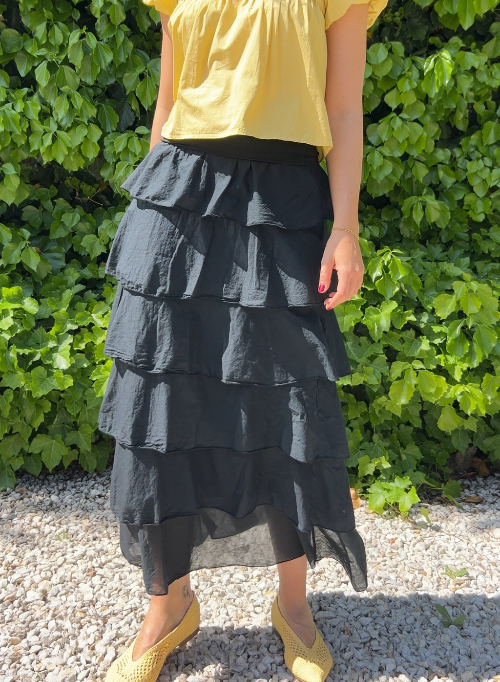Falda volantes negro