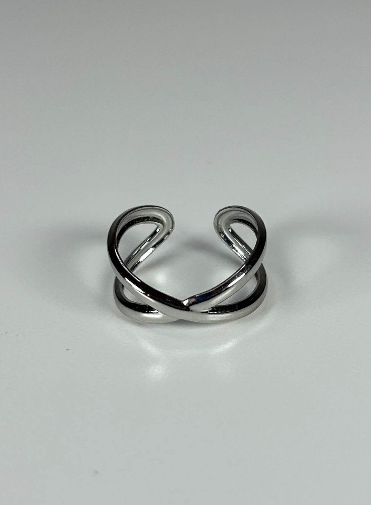 Silver crossover ring