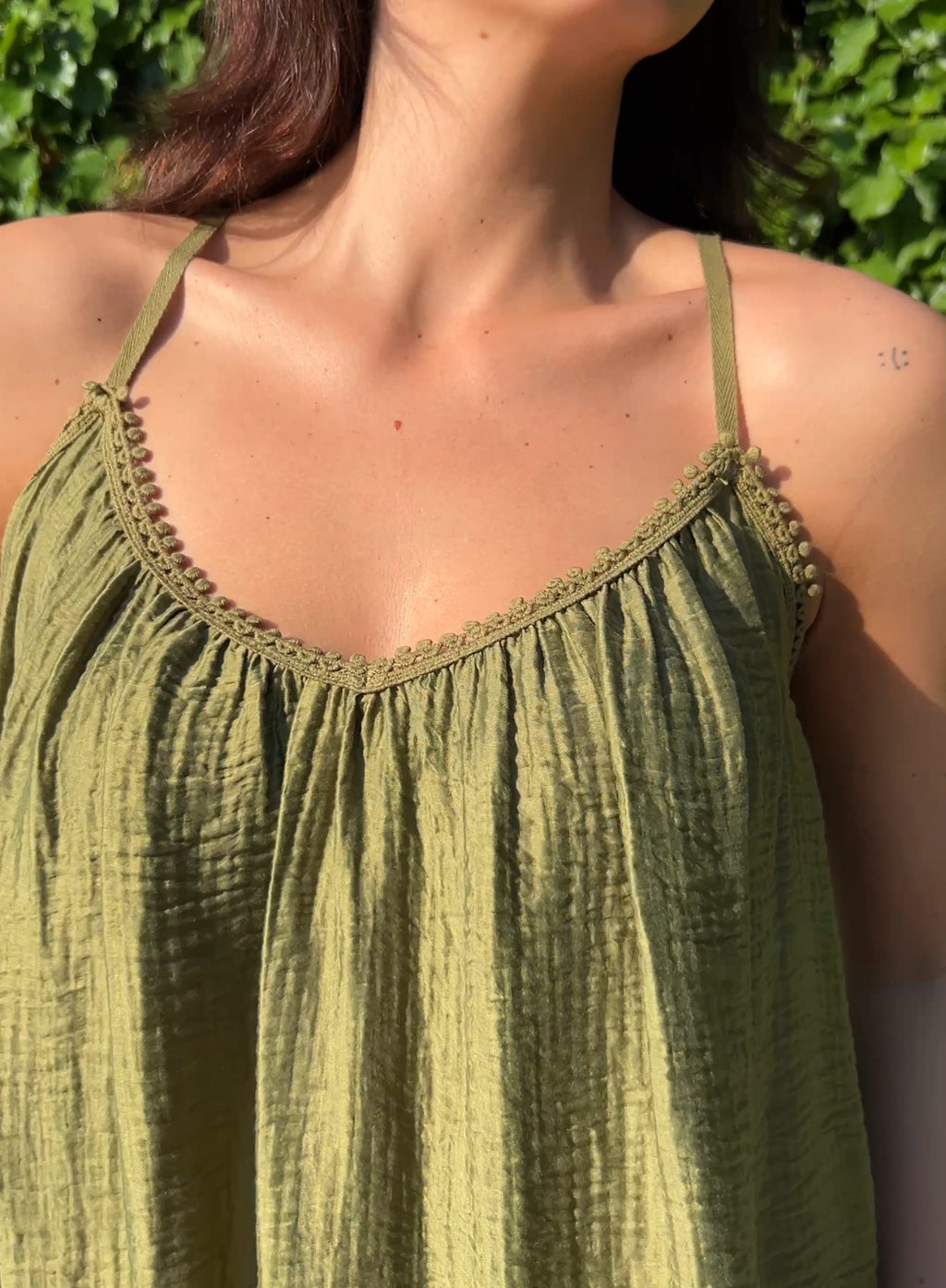 Vestido bambula oliva