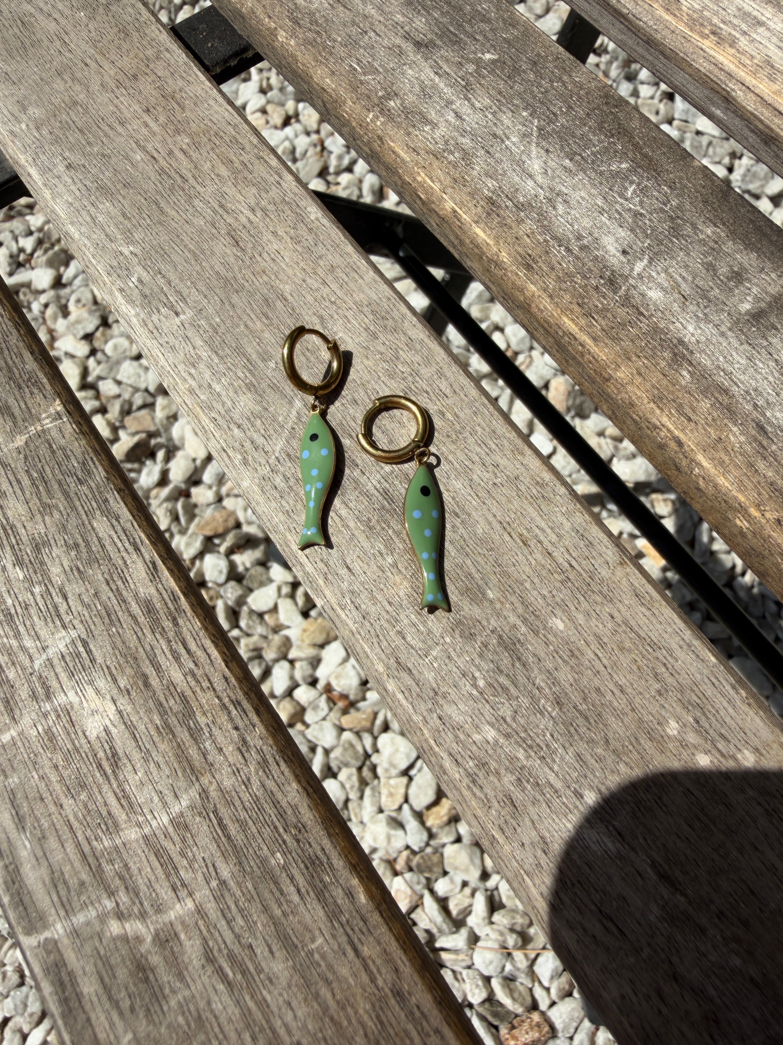 Pendientes pez esmalte
