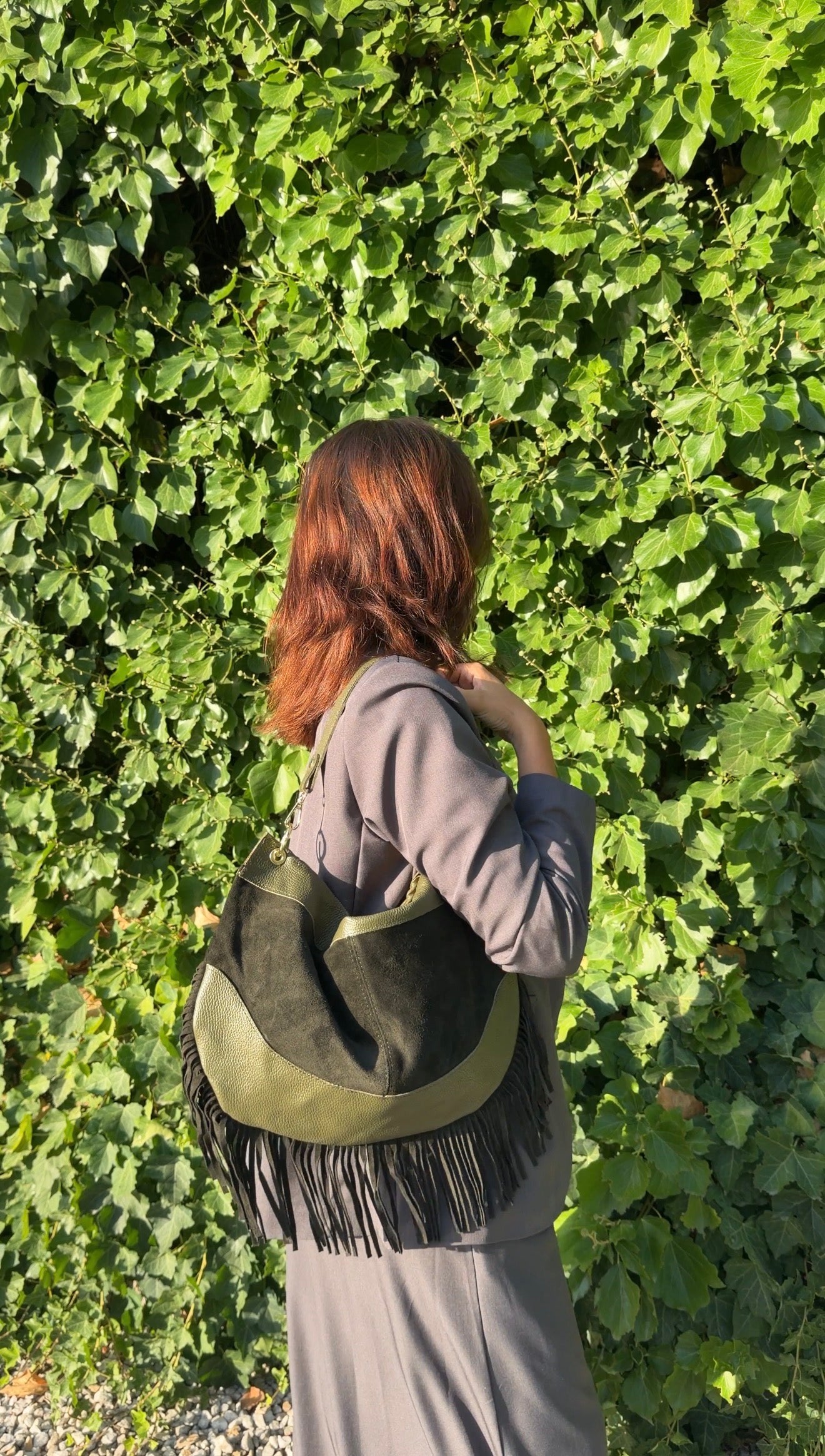 Bolso media luna verde