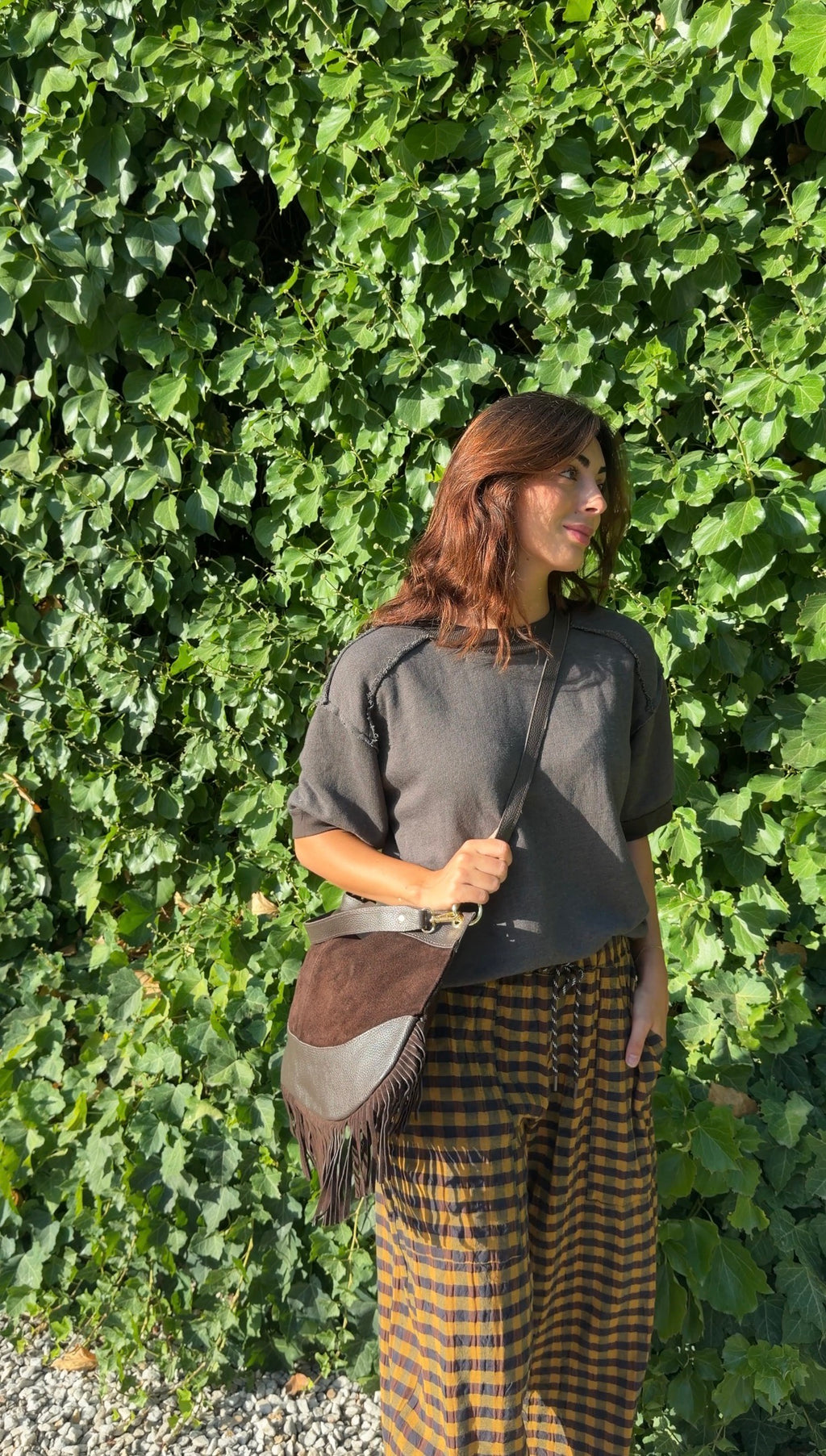Bolso media luna choco