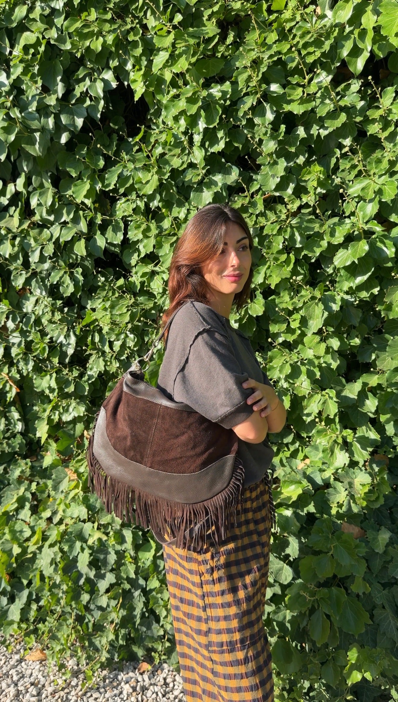 Bolso media luna choco
