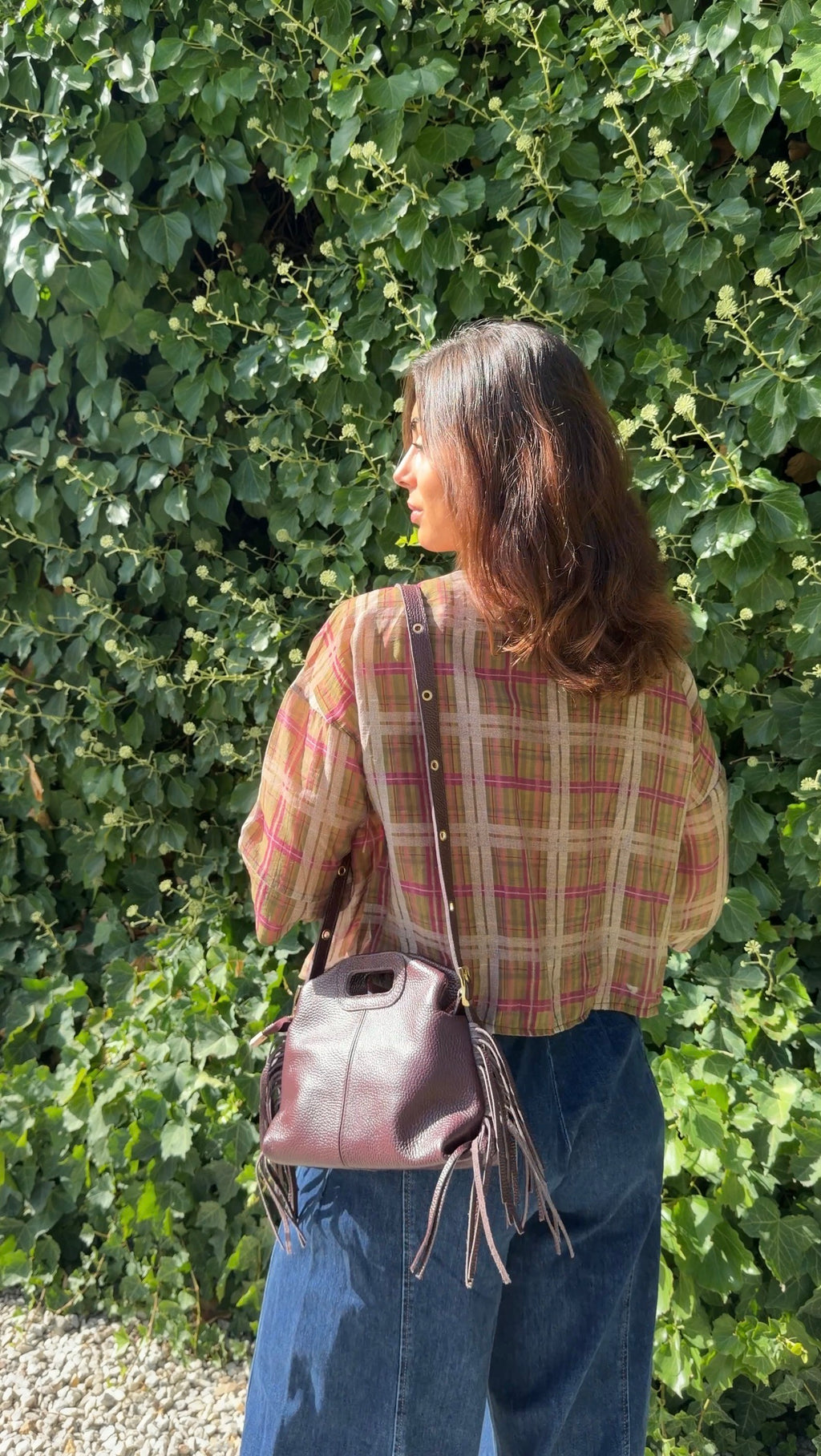 Bolso flecos berenjena