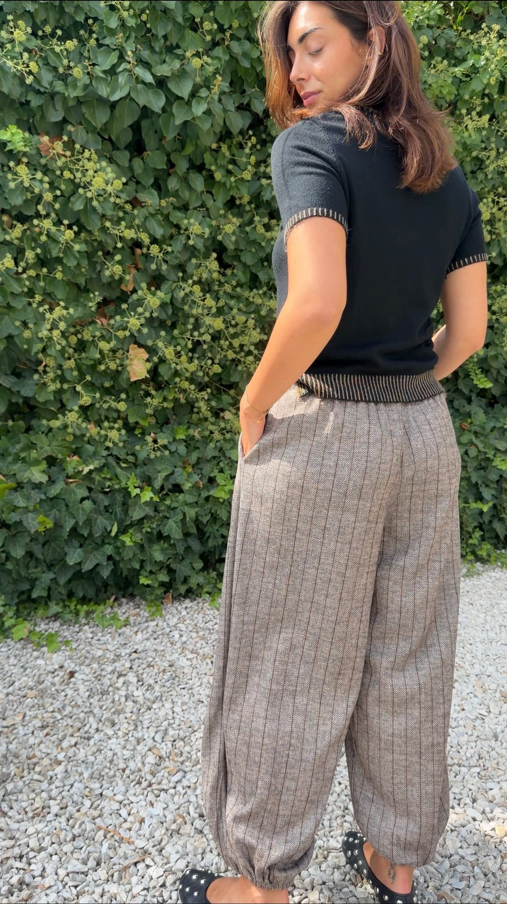 Pantalón bombacho espiga