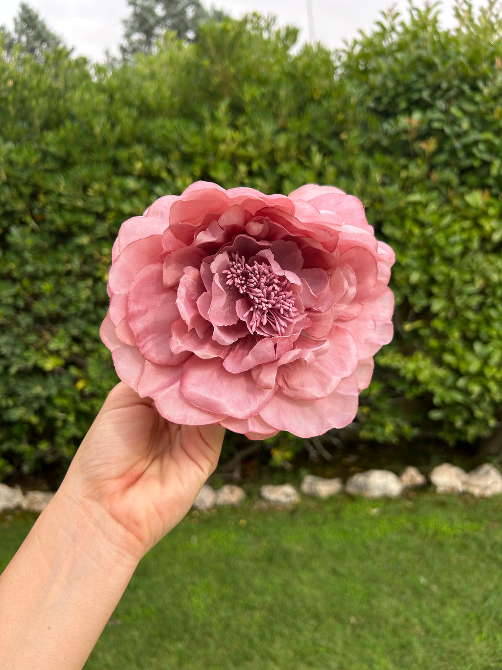 Pinza con flor (varios colores)